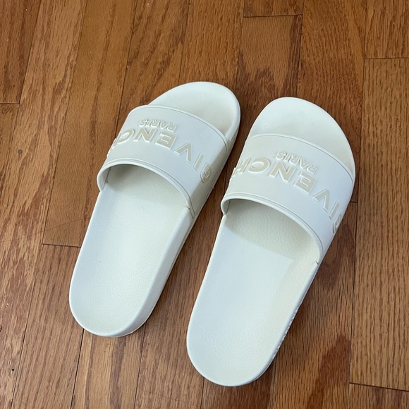 Givenchy Slides 37.5 - Picture 2 of 8